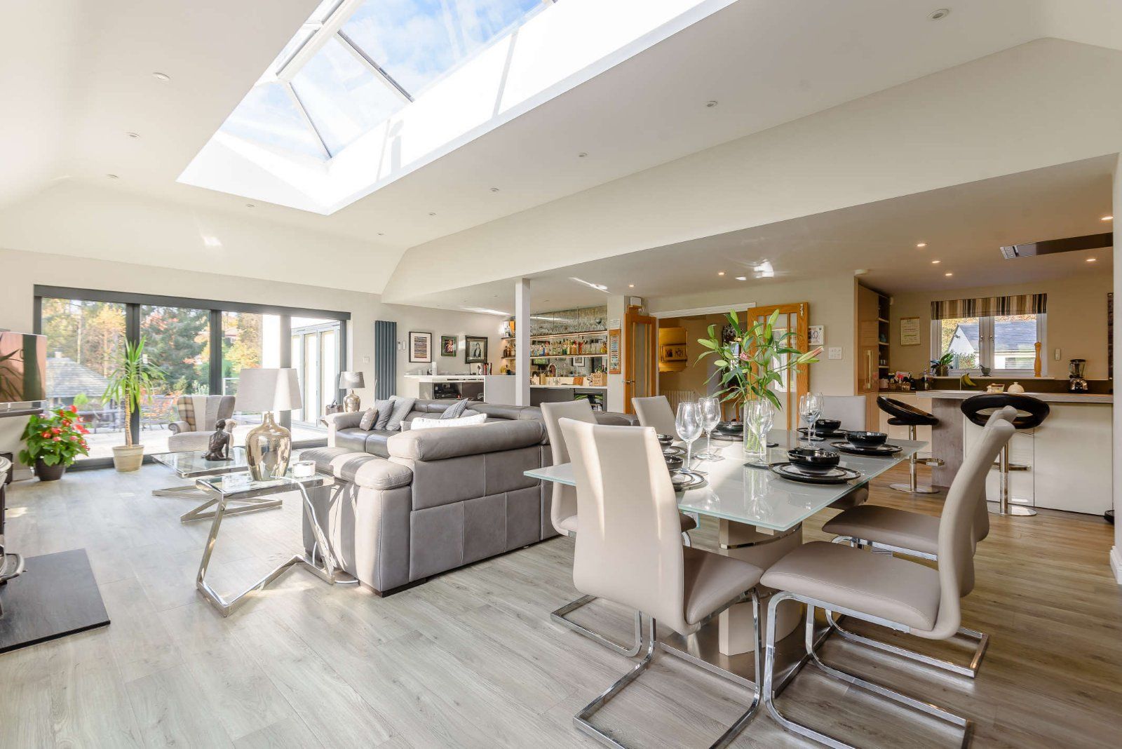 Family/Dining Area