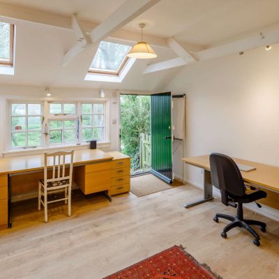 Studio/Office