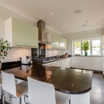 Kitchen/breakfast rm