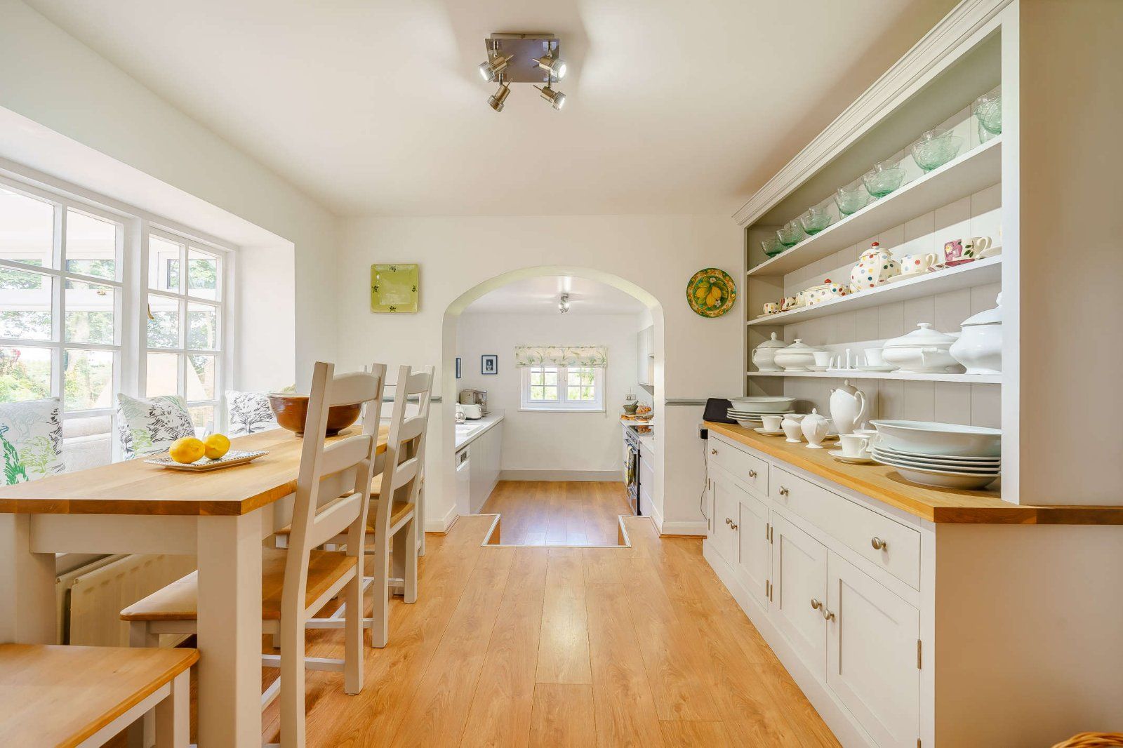 Breakfast Room