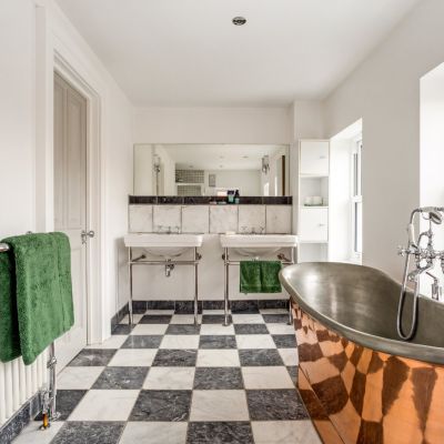 En Suite Bathroom