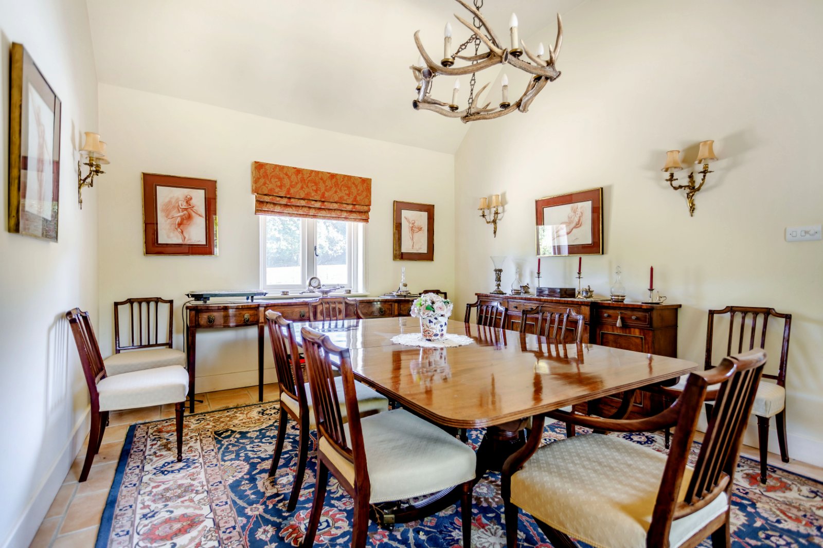 Formal Dining