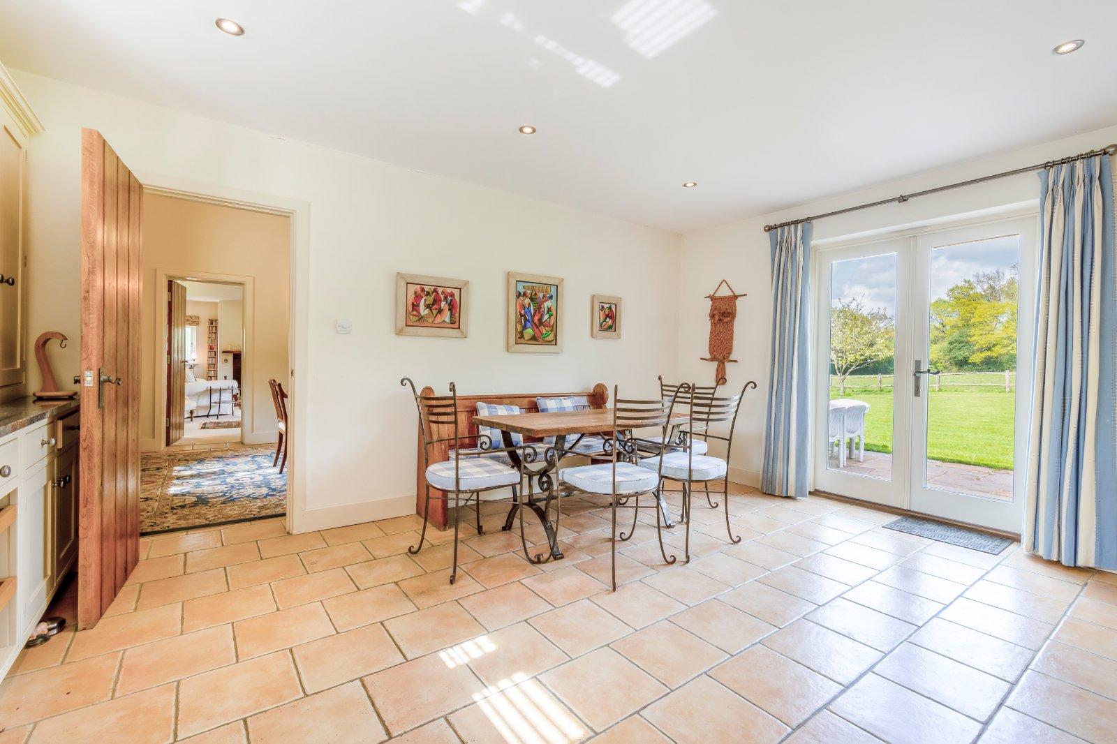 Breakfast Room