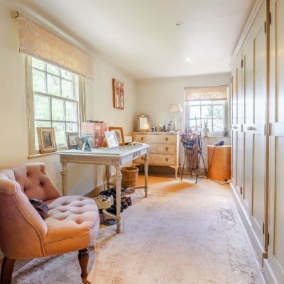 Bedroom/Dressing Rm