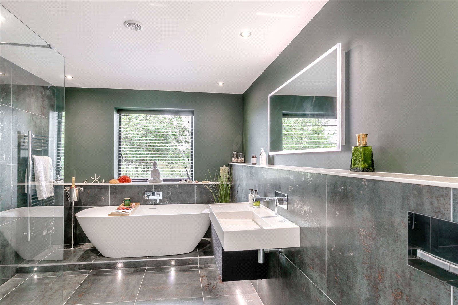 Ensuite Bathroom