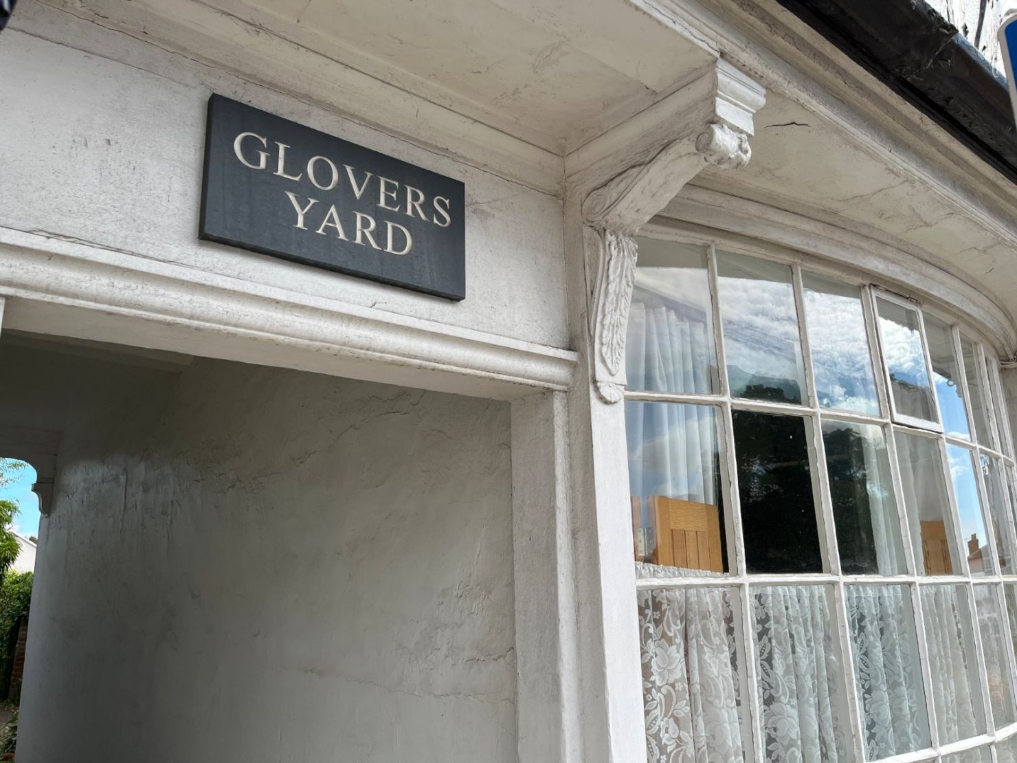 Glovers Yard