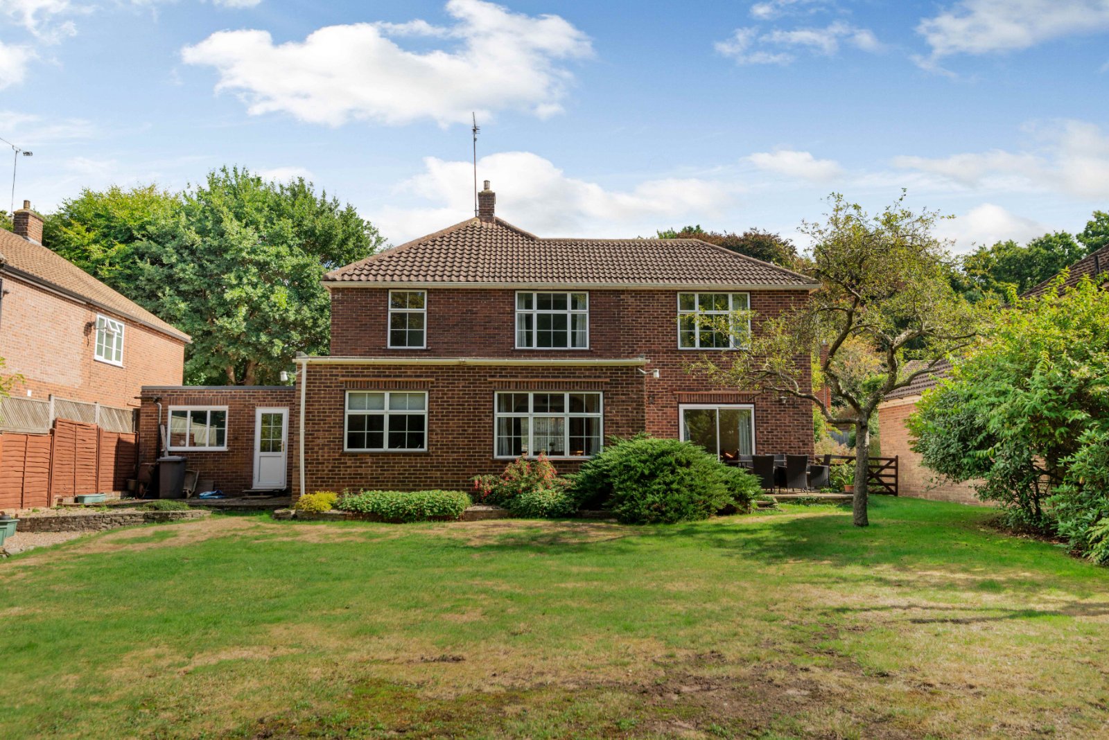 Woodend Drive Strutt & Parker