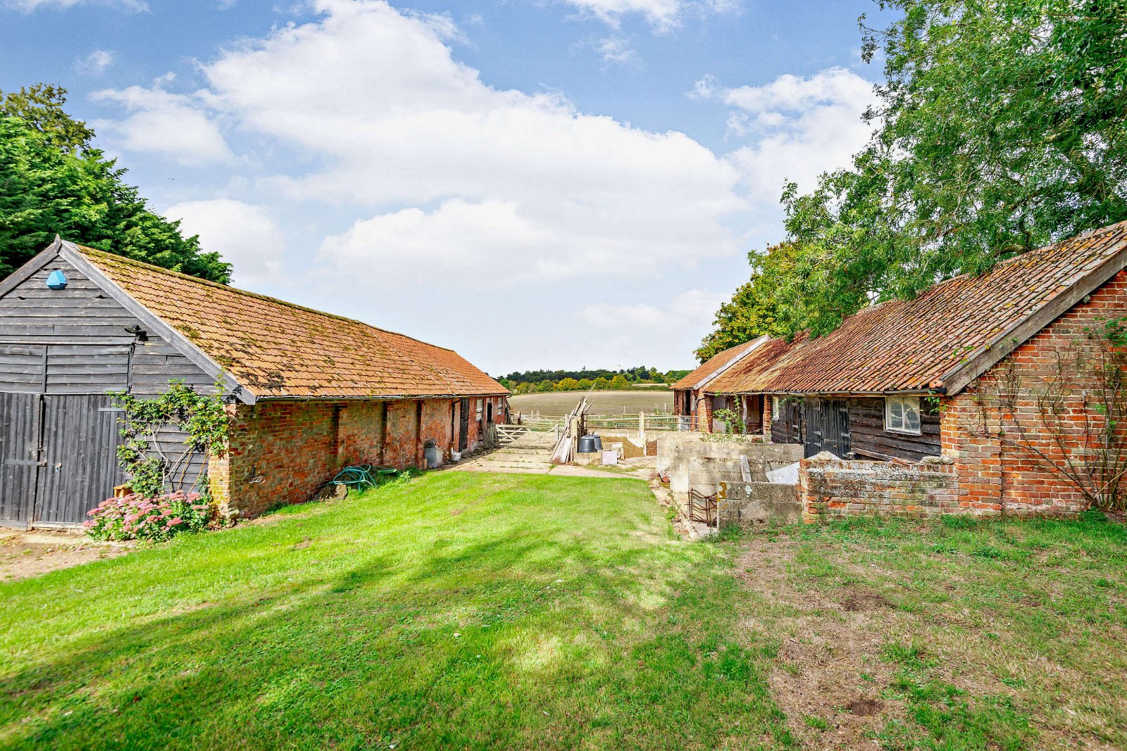 Exterior outbuilding