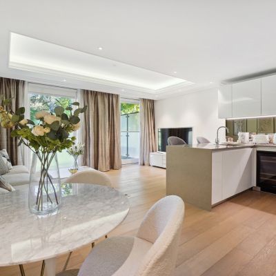 Reception / Kitchen