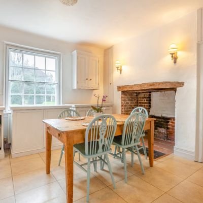 Kitchen/Breakfast Rm
