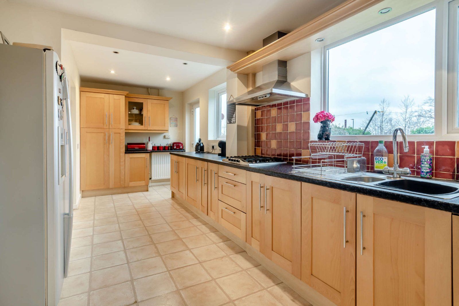 Kitchen/Breakfast