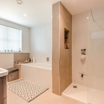 En Suite Bathroom