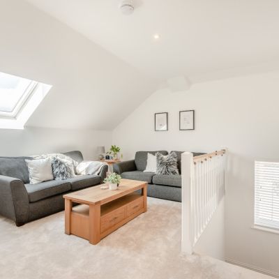 Top Floor Sitting Rm