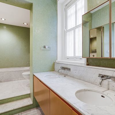 Ensuite