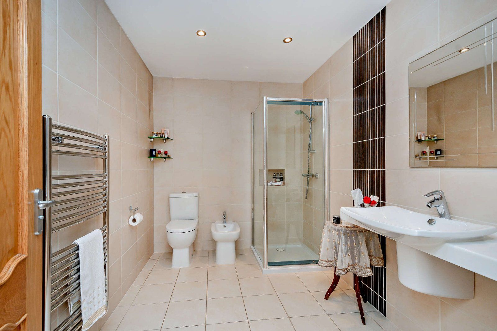 Downstairs Shower Wc