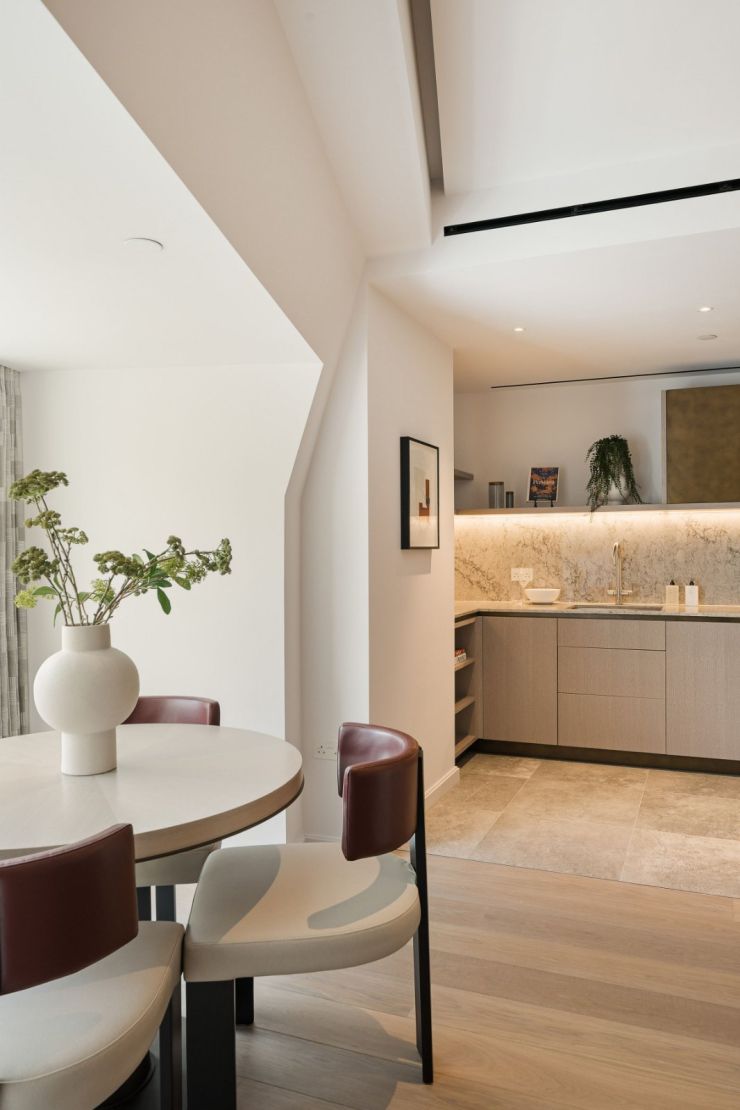 Kitchen/Dining Area