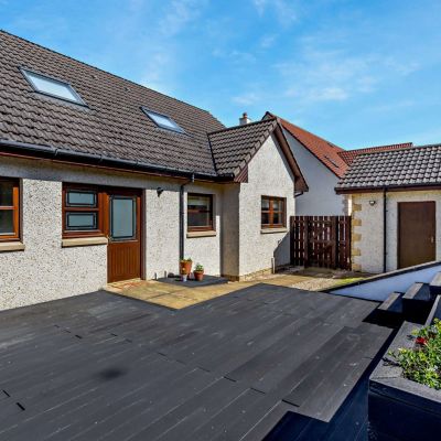 11 Gean Place