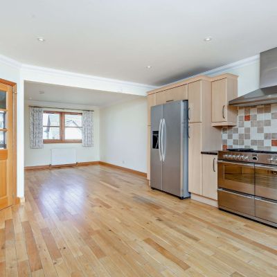 11 Gean Place