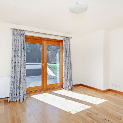 11 Gean Place