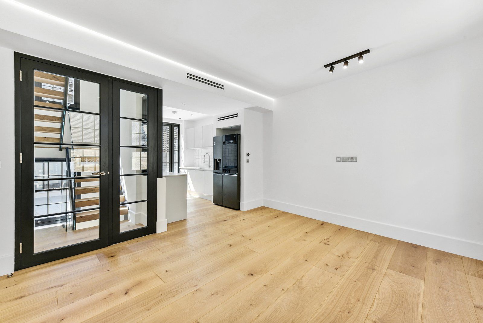 Picture No. 05