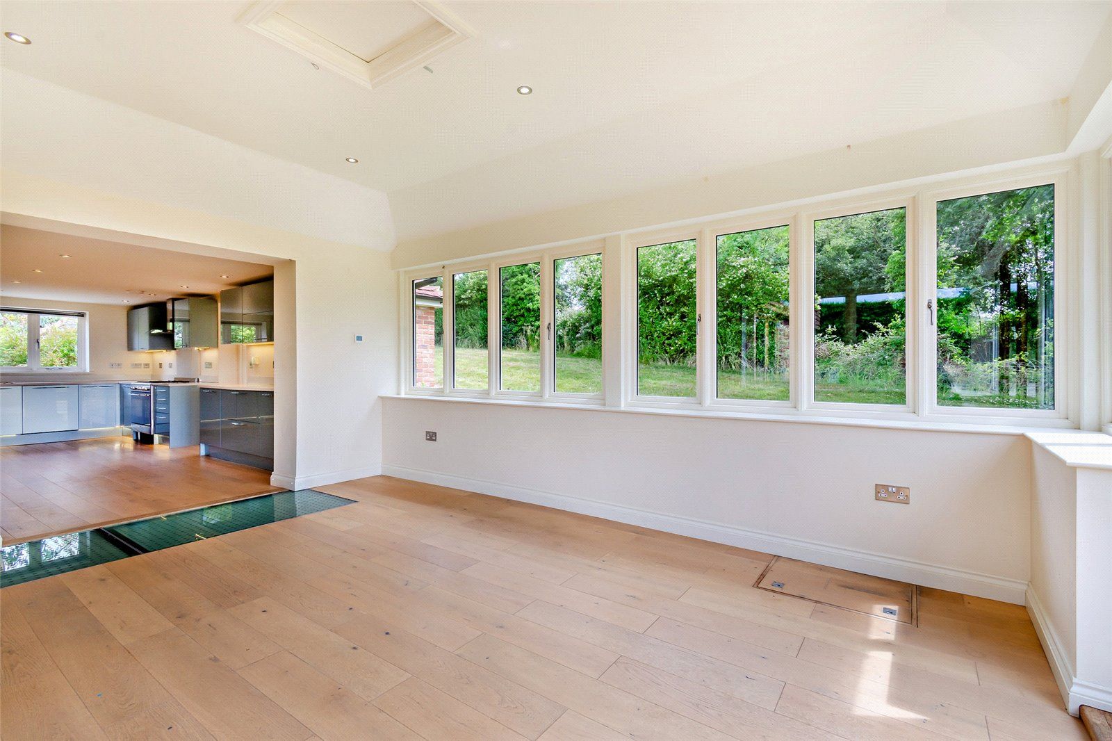 Kitchen/Breakfast Rm