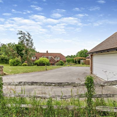 House/Garage