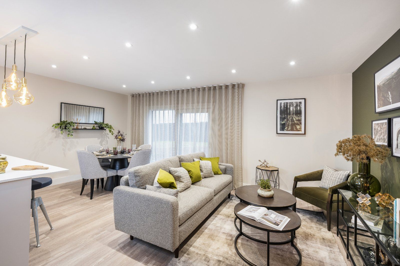 Show Apartment