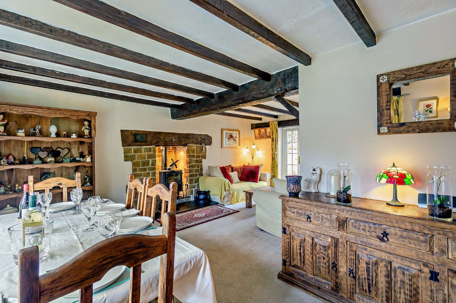 Sitting/Dining Room