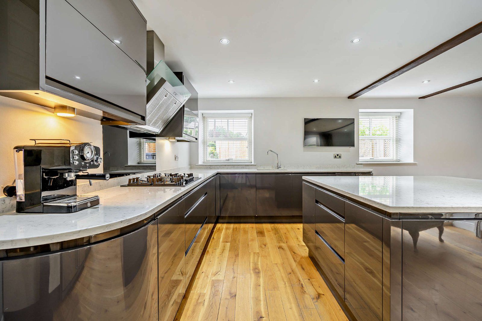 Kitchen/Breakfast