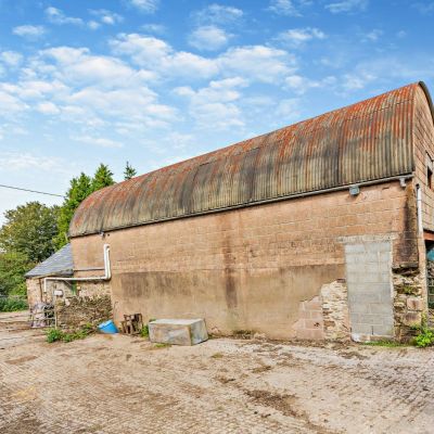 Barns