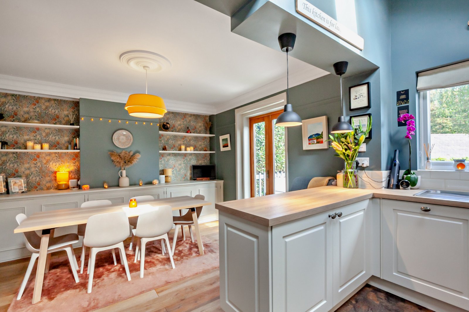 Kitchen/Dining Room