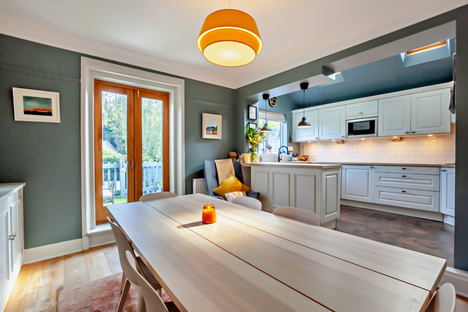 Kitchen/Dining Room