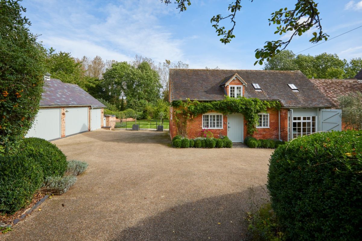 Preston on Stour Strutt & Parker