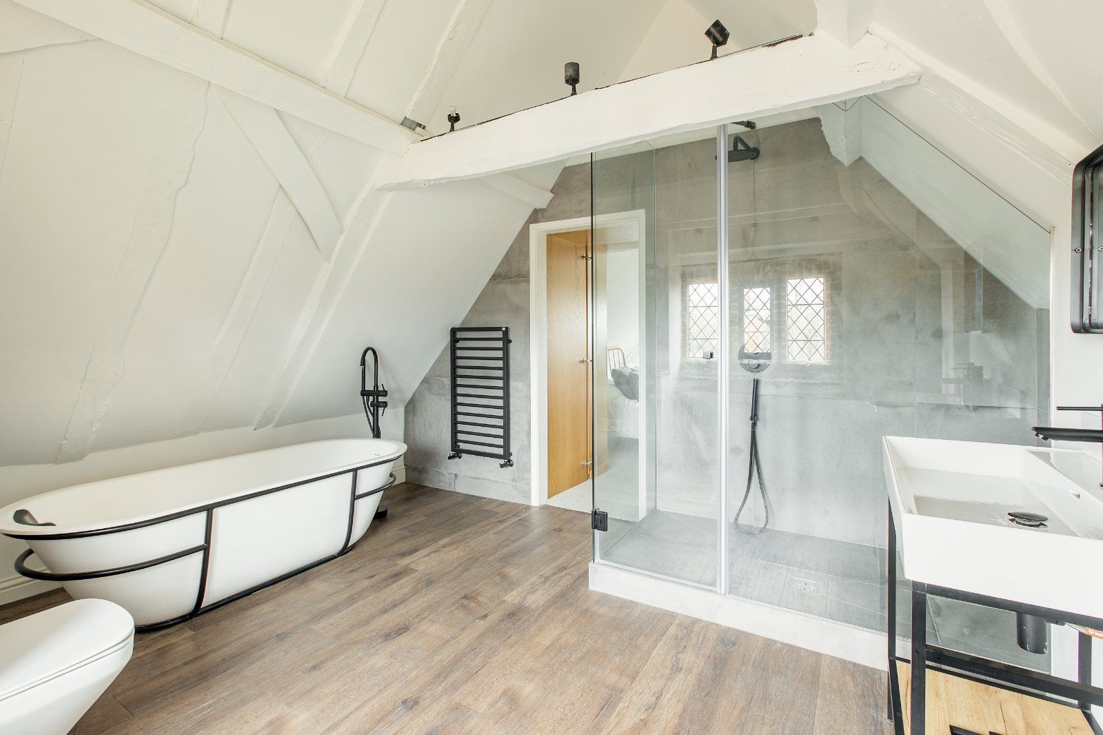 Bath/Shower Room
