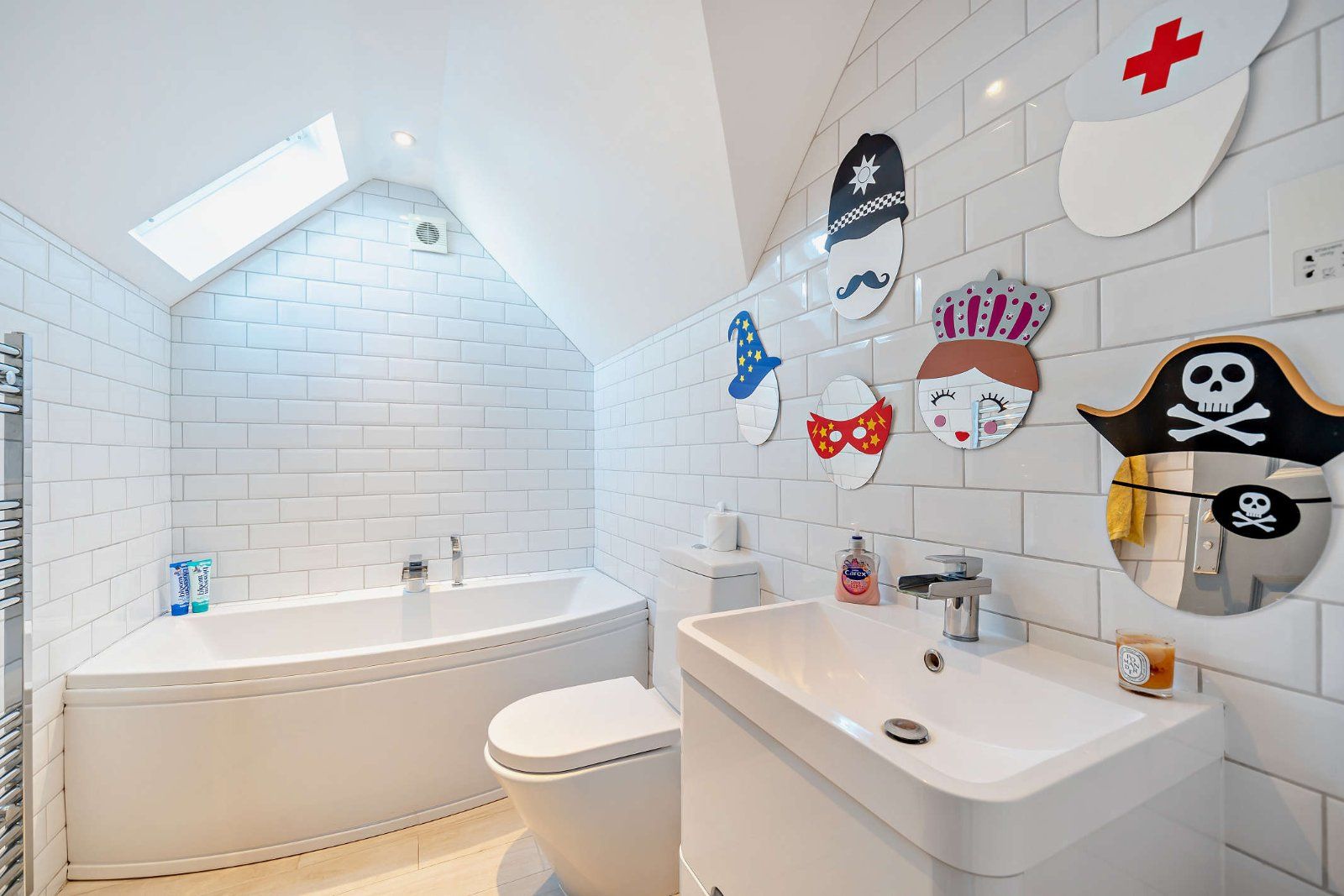 2nd Floor Bathroom