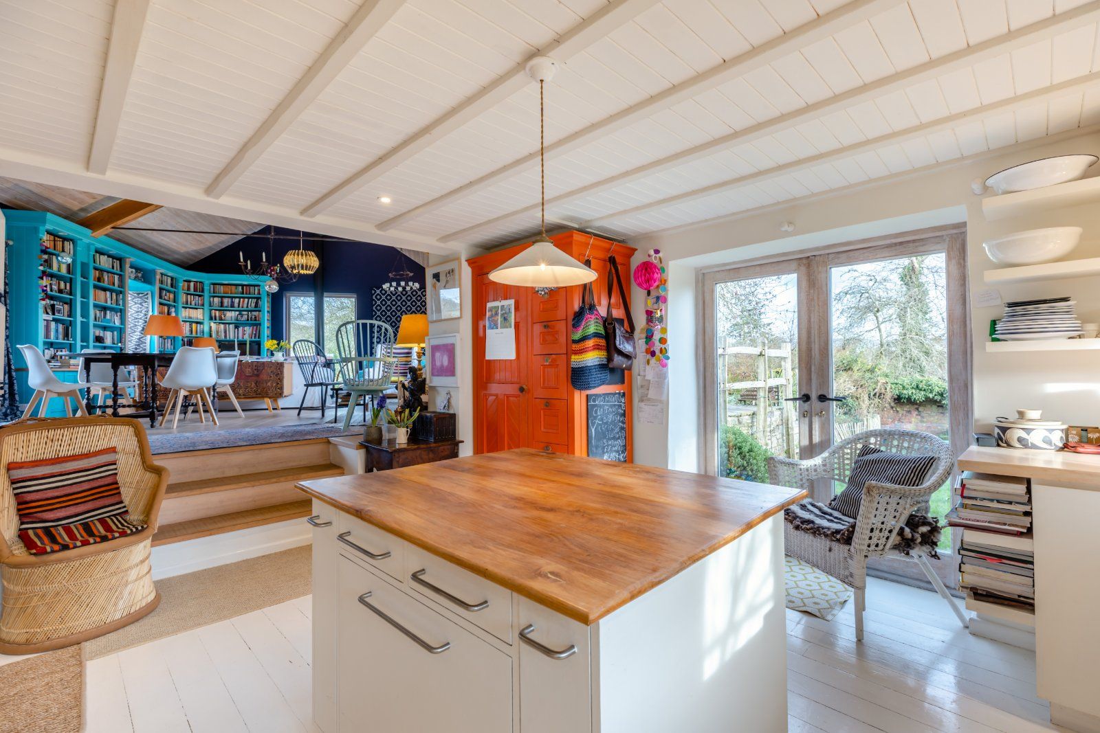 Kitchen/Living Area