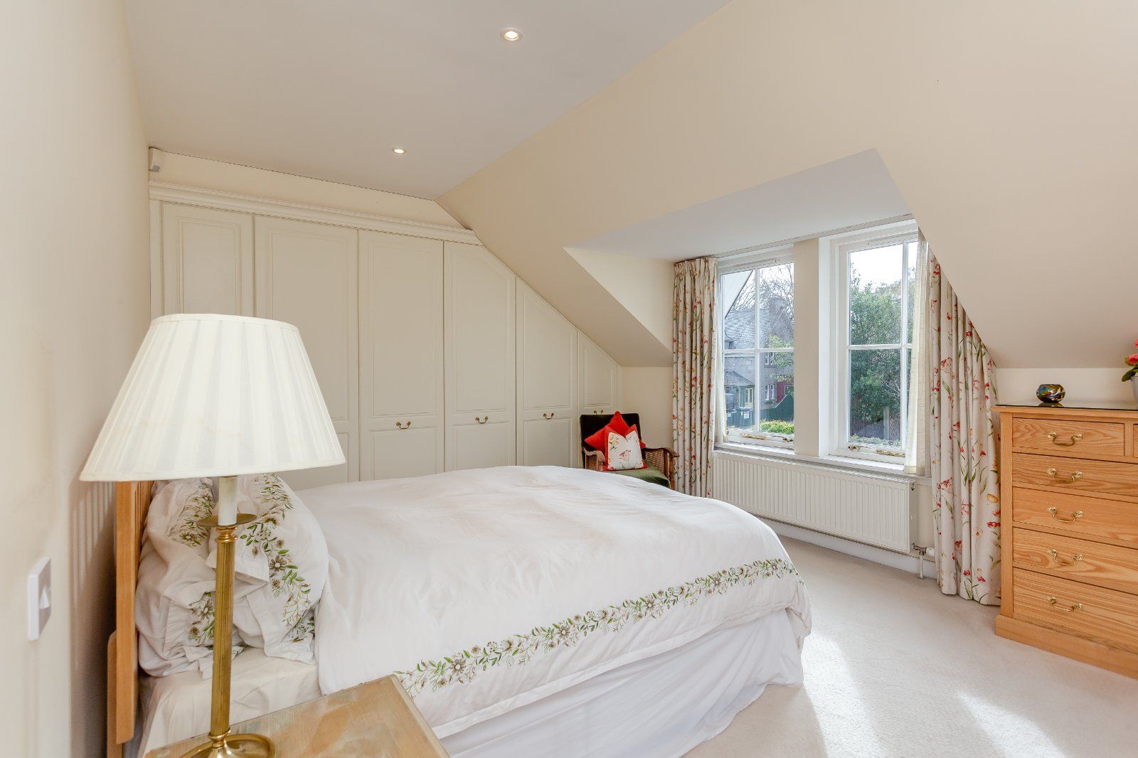 1a Mayfield Road