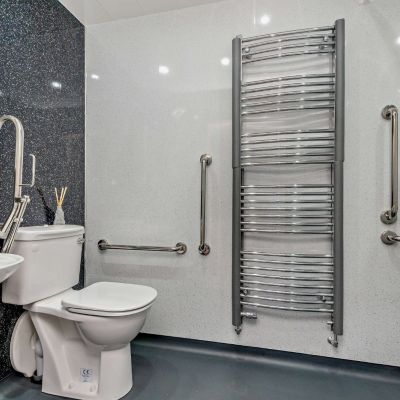 Accessible Showeroom