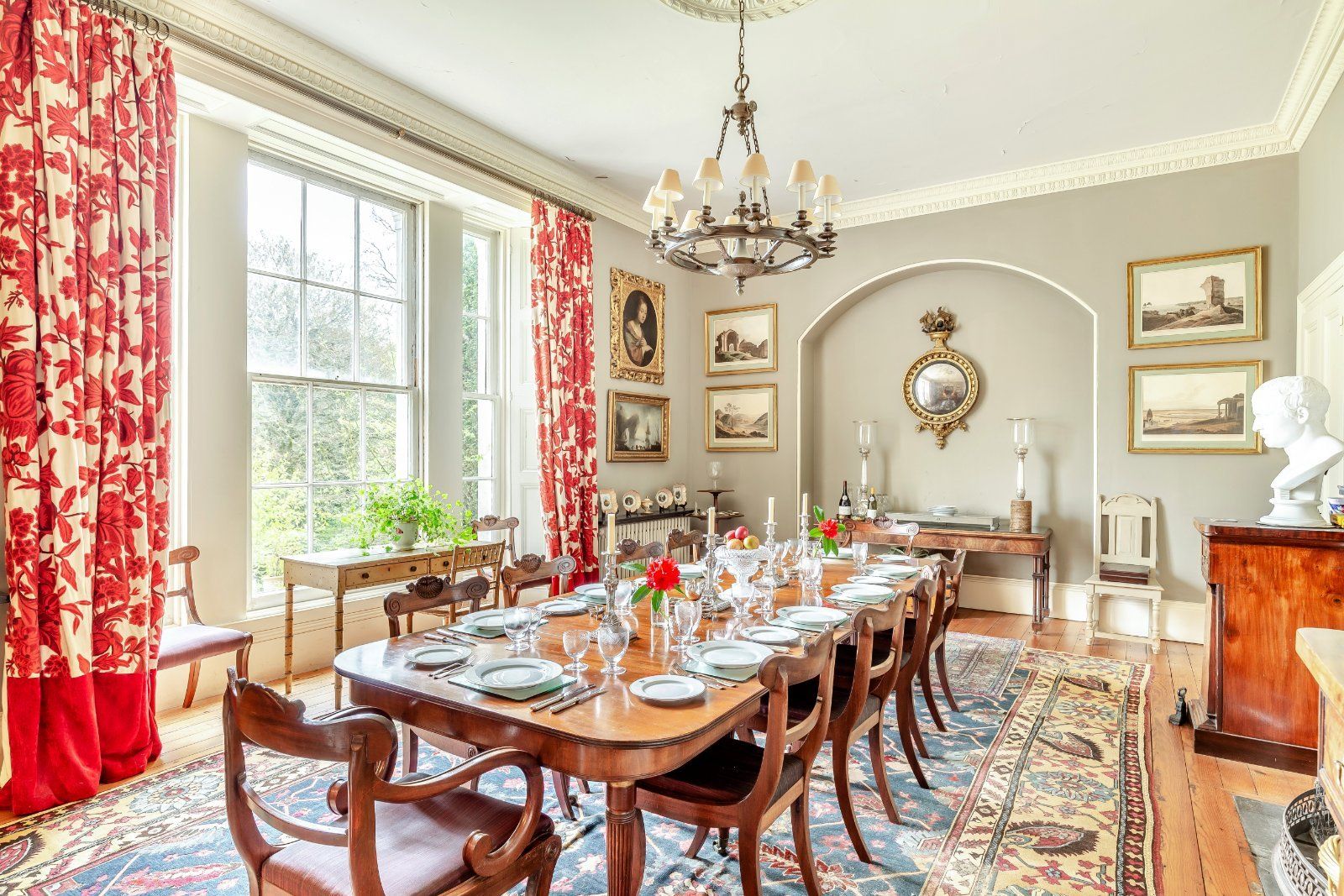Dning Room