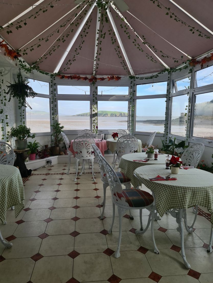 Pleasant Sea View