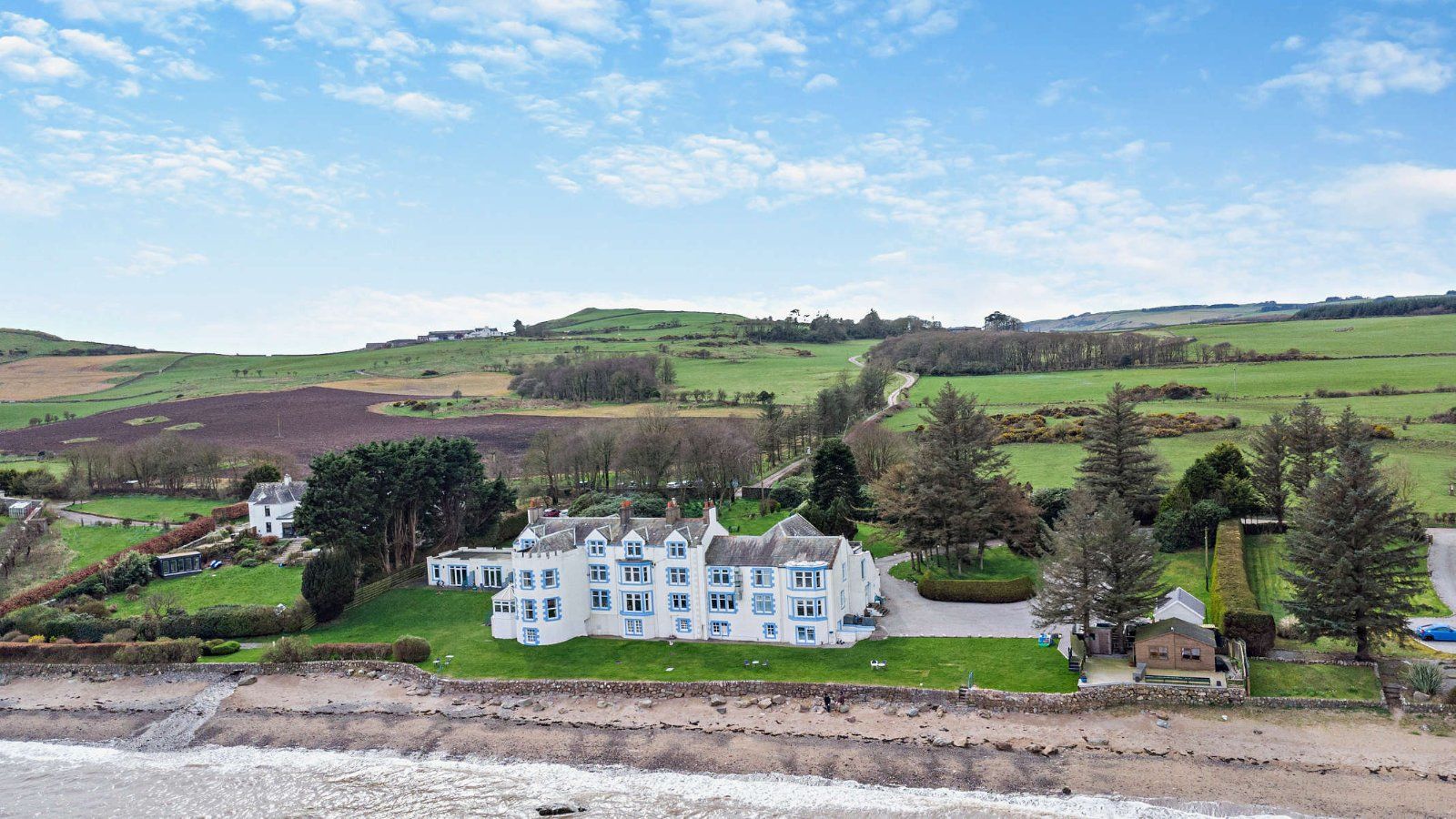 Beachfront Location