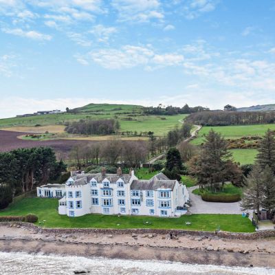 Beachfront Location
