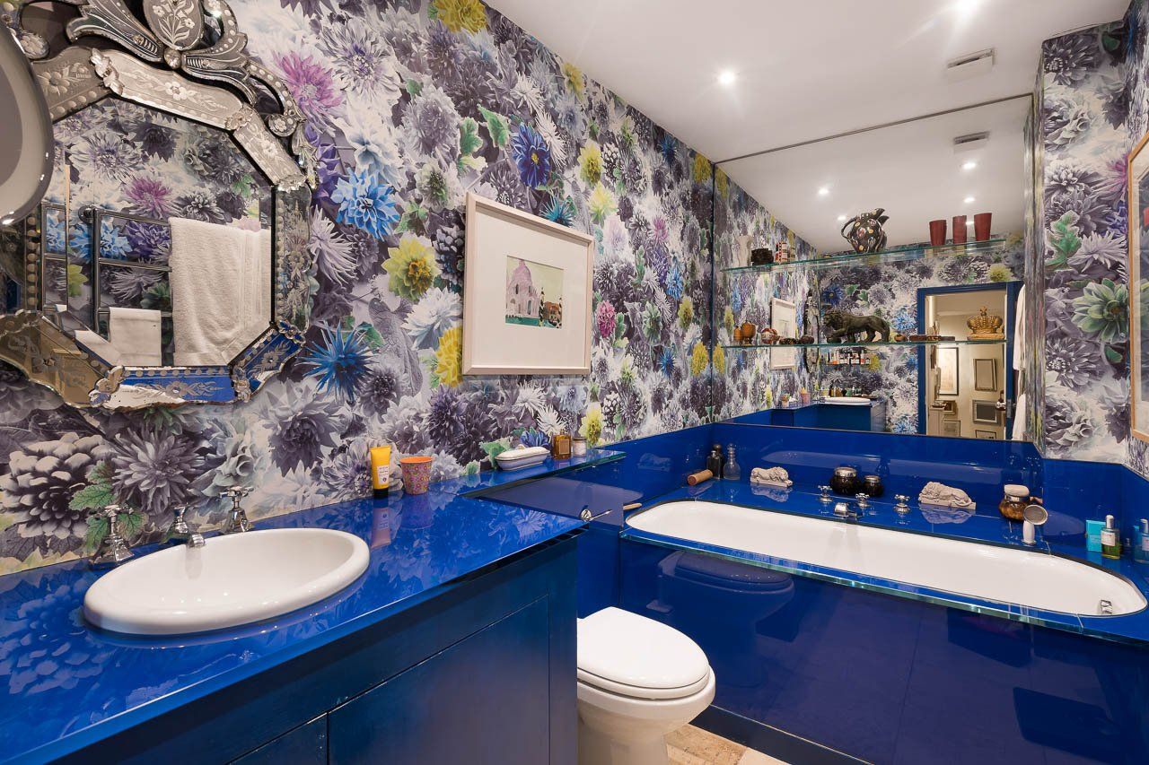 Cool Bathroom