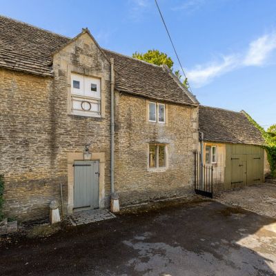 Coach House
