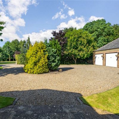 Triple Garage