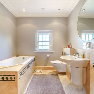 Principal Bathroom