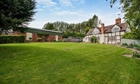 Tenbury Wells, Worcestershire