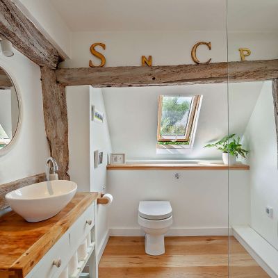Family Shower Room