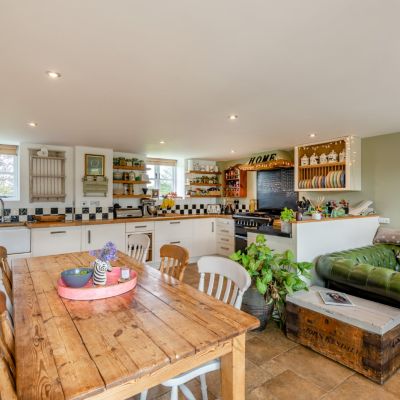 Kitchen/Breakfast Rm