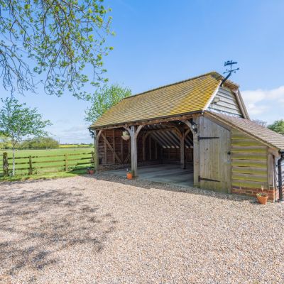 Carriage Barn/Garage
